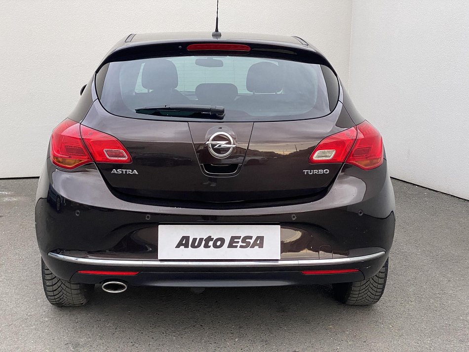 Opel Astra 1.4T 