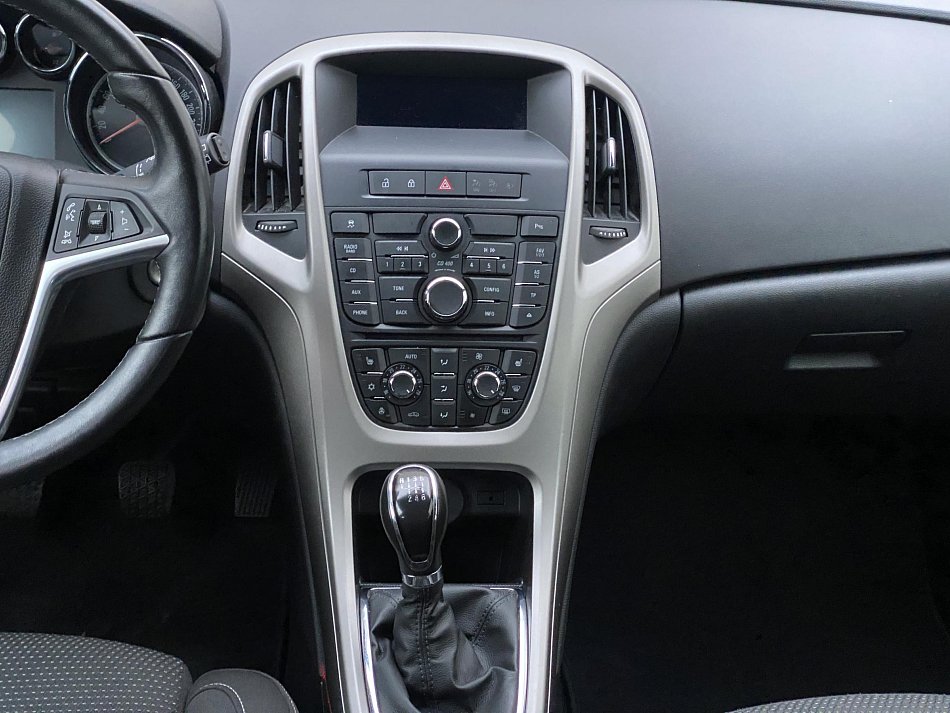 Opel Astra 1.4T 