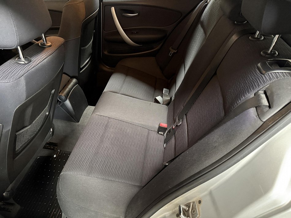 BMW Řada 1 2.0i  118i