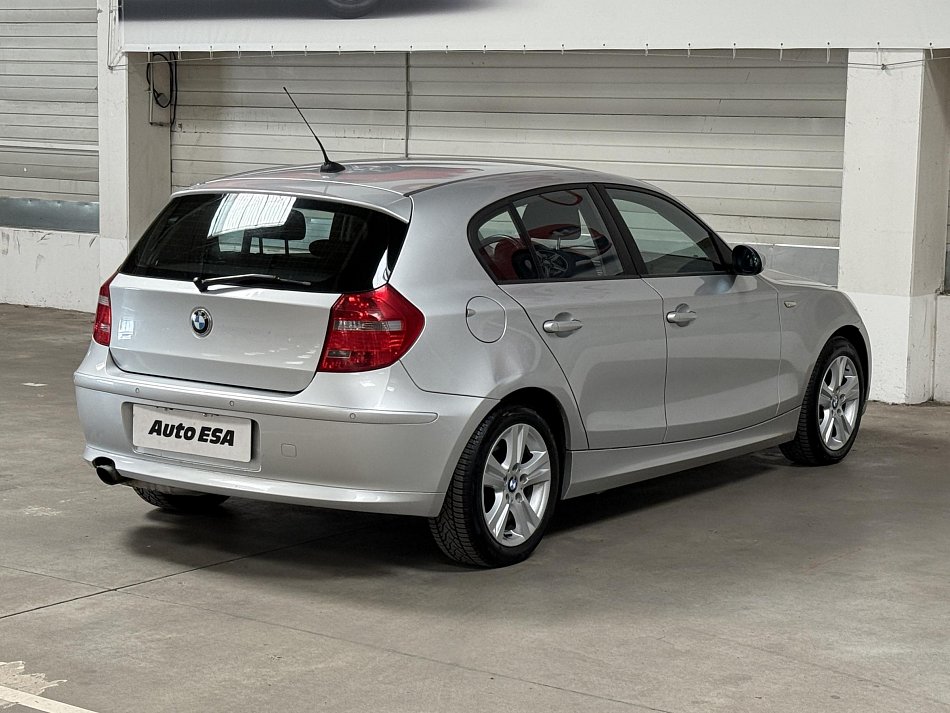 BMW Řada 1 2.0i  118i