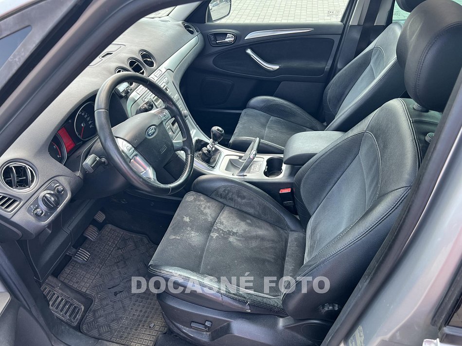 Ford S-MAX 2.0 TDCi 
