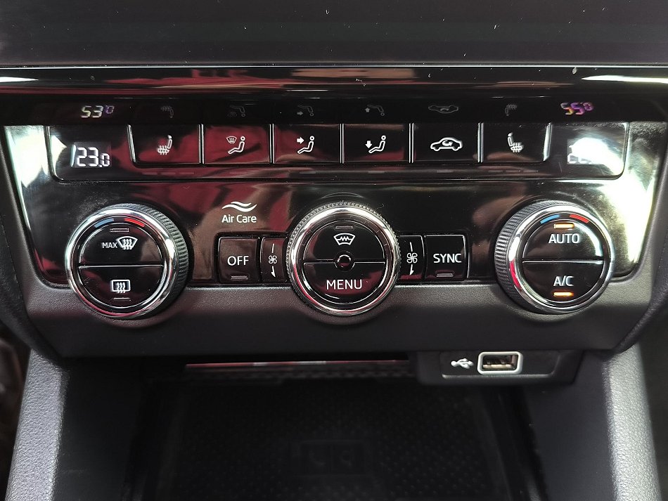 Škoda Octavia III 2.0 TSi 