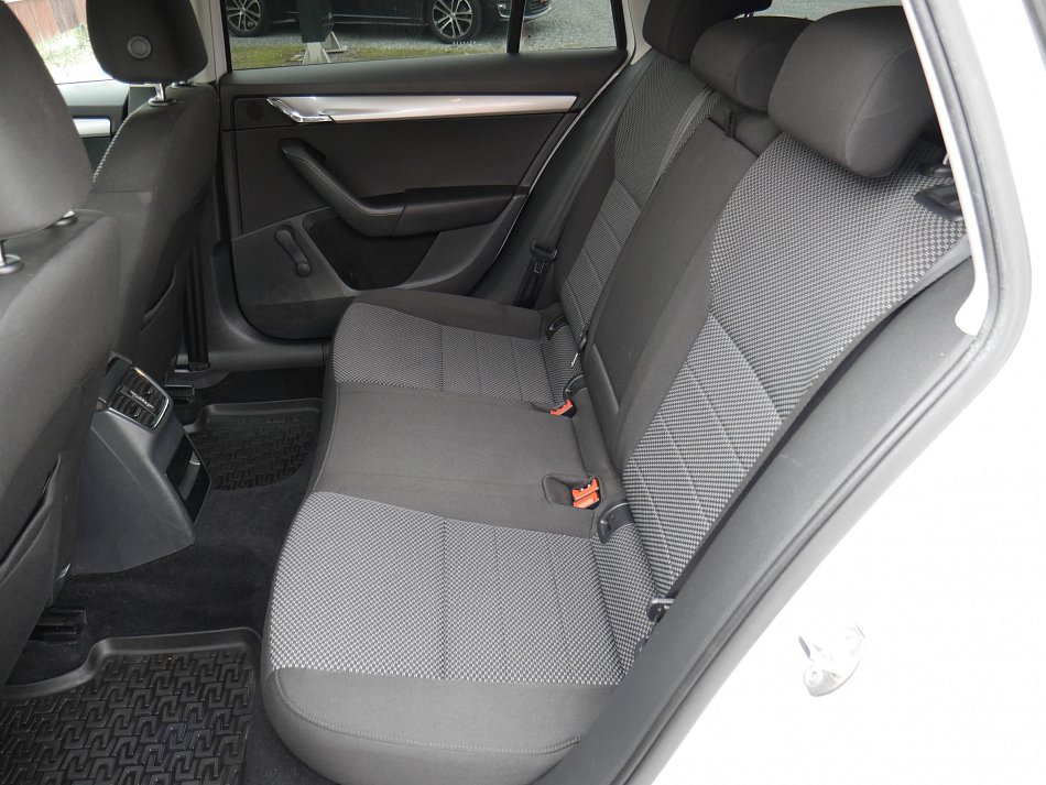 Škoda Octavia III 1.6 TDi 