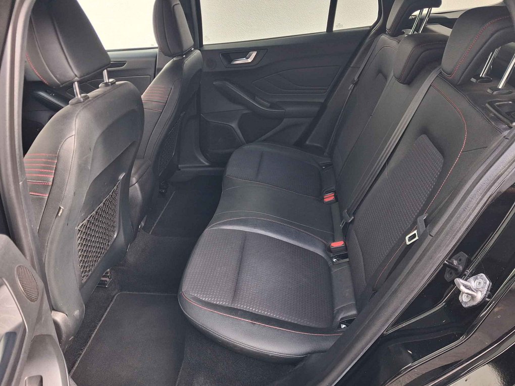 Ford Focus 1.5EB ST-Line