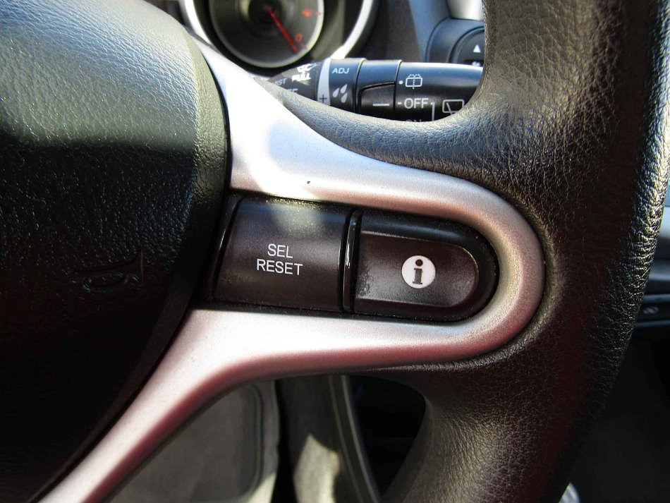 Honda Jazz 1.3i 