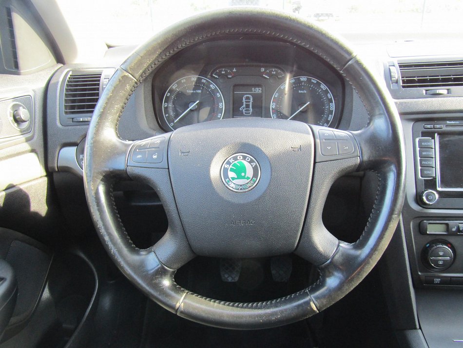 Škoda Octavia II 2.0 TDi Elegance 4x4