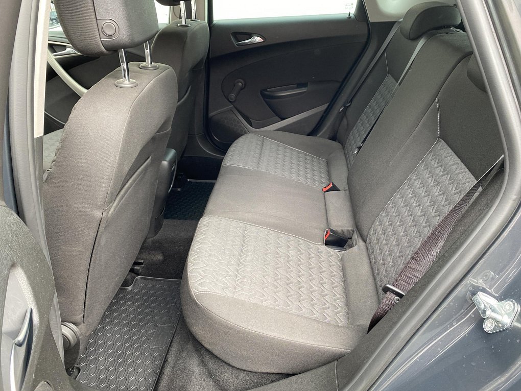 Opel Astra 1.4 T Active