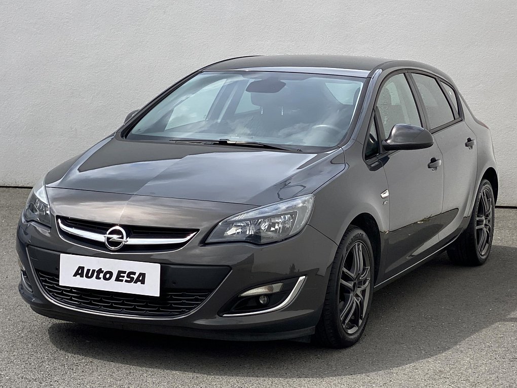 Opel Astra 1.4 T Active