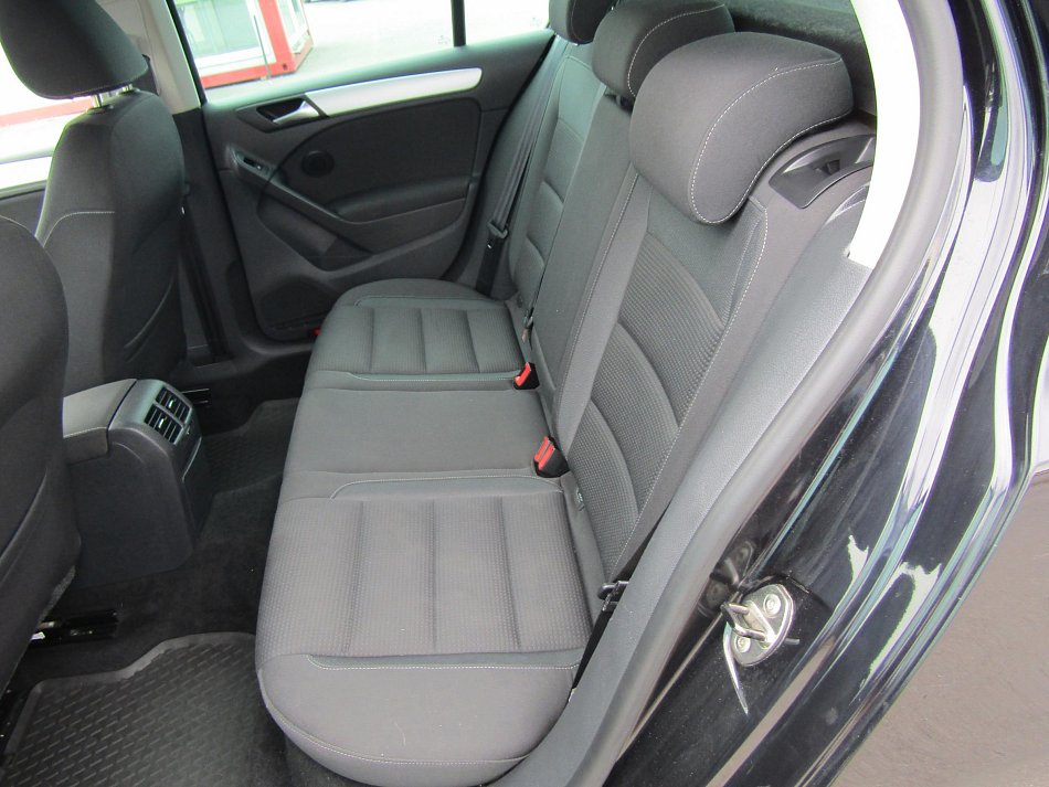 Volkswagen Golf 1.2TSI 
