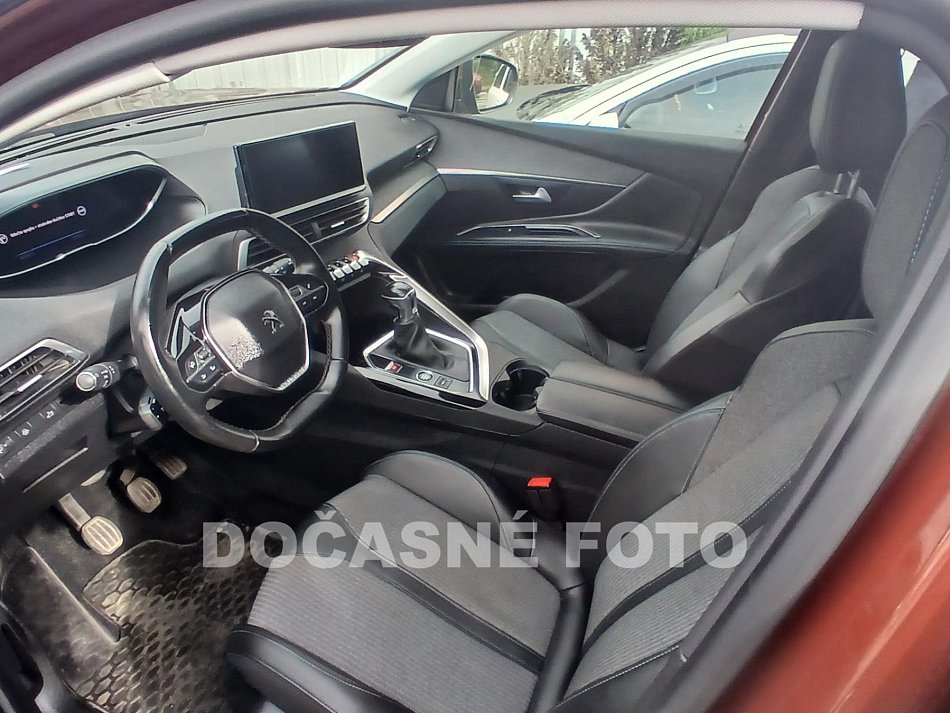 Peugeot 5008 1.2 