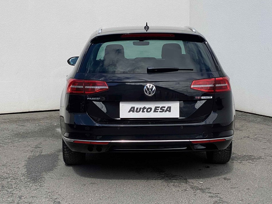 Volkswagen Passat 1.8 TSi Highline