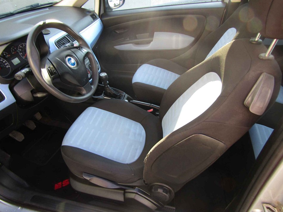 Fiat Grande Punto 1.2i 