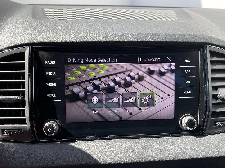 Škoda Karoq 1.5 TSi SportLine