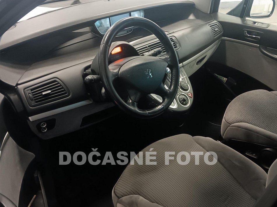Peugeot 807 2.0HDi 