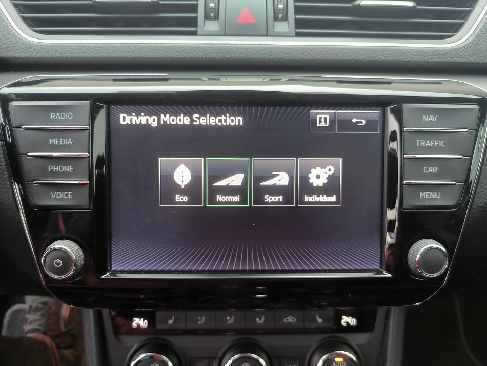 Škoda Superb III 2.0 TDi Style