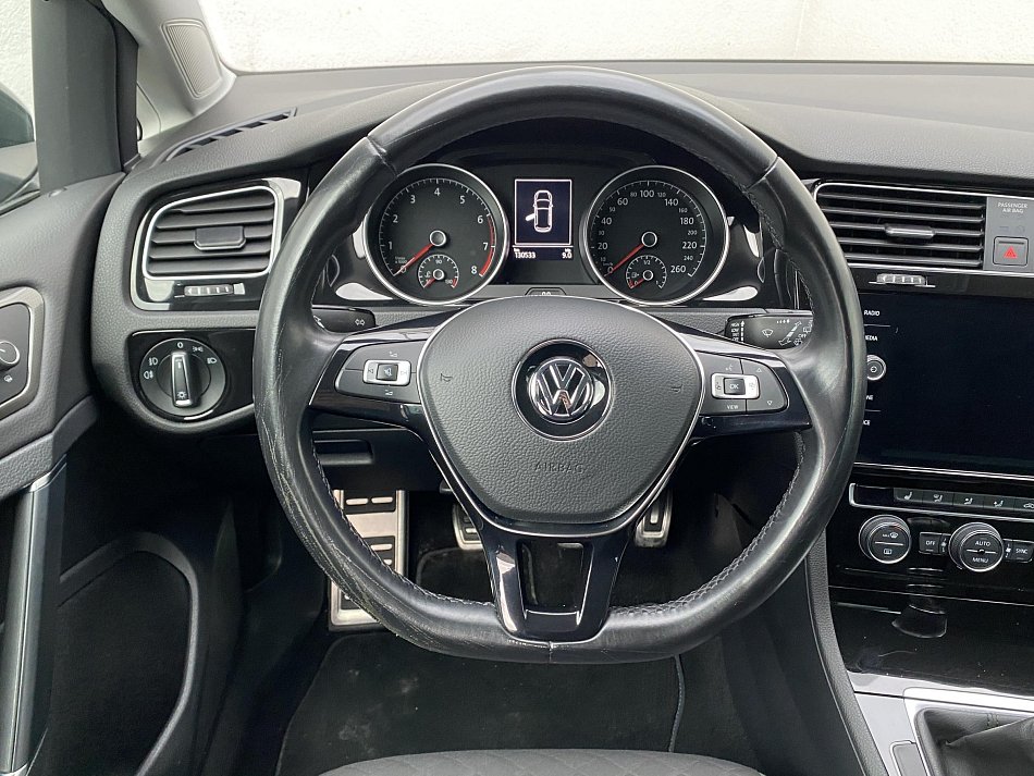 Volkswagen Golf 1.5 TSi Join