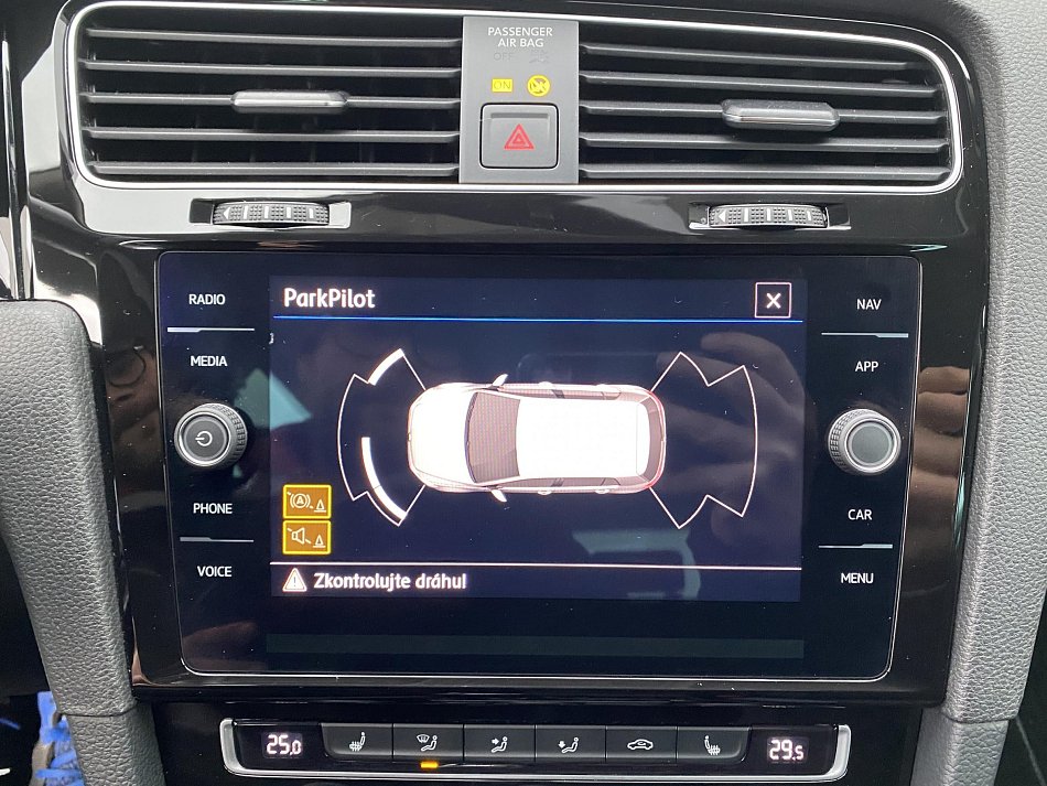 Volkswagen Golf 1.5 TSi Join