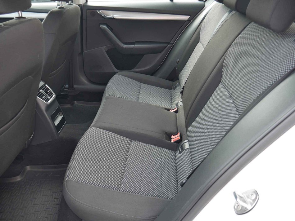 Škoda Octavia III 1.6 TDi Ambition
