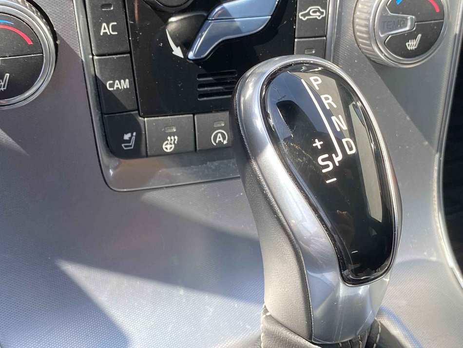 Volvo V60 2.0 D 