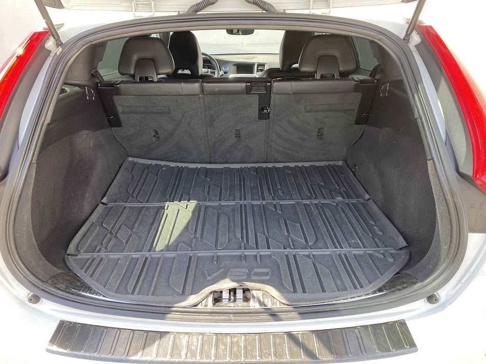 Volvo V60 2.0 D 