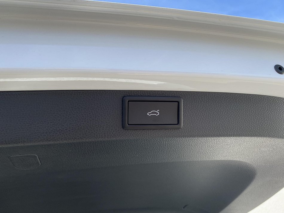 Škoda Karoq 1.5 TSi SportLine