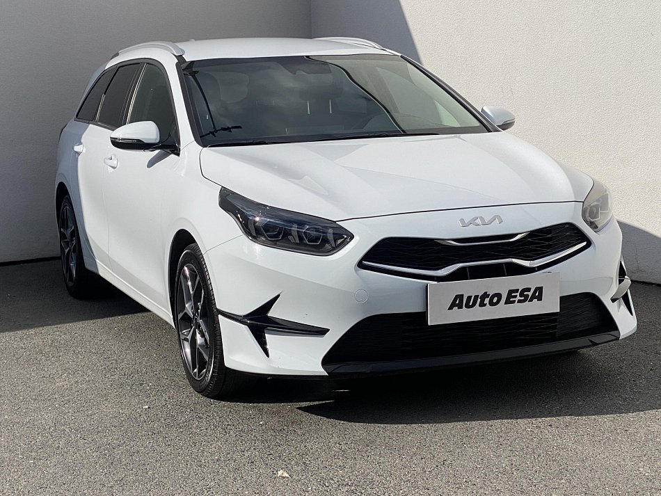 Kia Ceed 1.5 T-GDi TOP