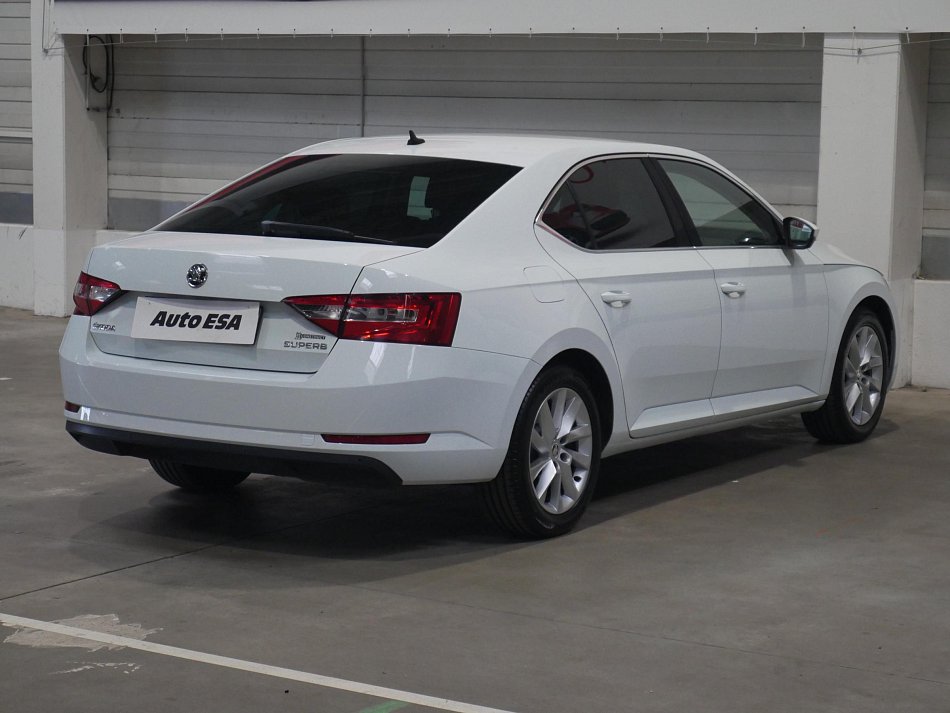 Škoda Superb III 1.4 TSI Ambition