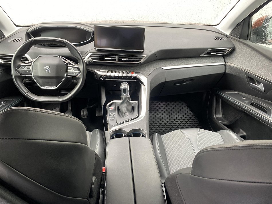 Peugeot 5008 1.2 PT Allure