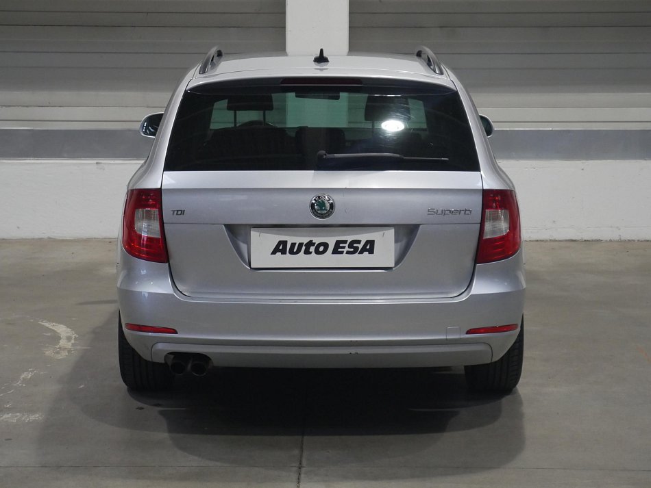Škoda Superb II 2.0 TDi 