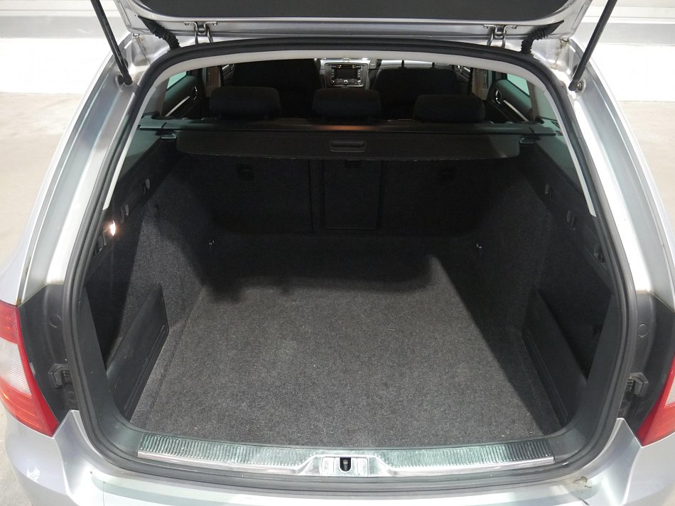 Škoda Superb II 2.0 TDi 