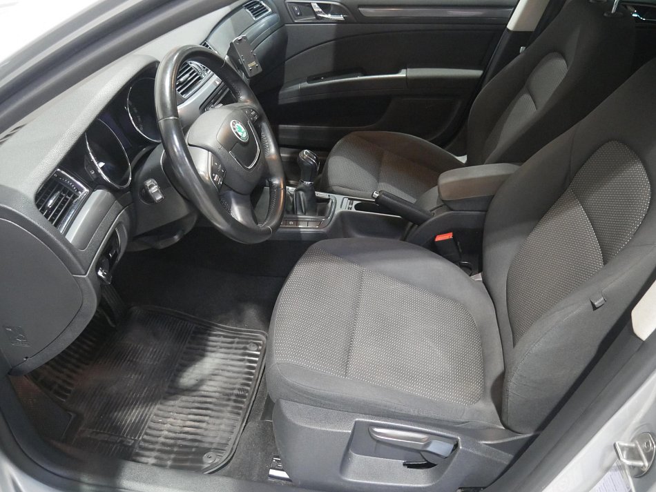 Škoda Superb II 2.0 TDi 