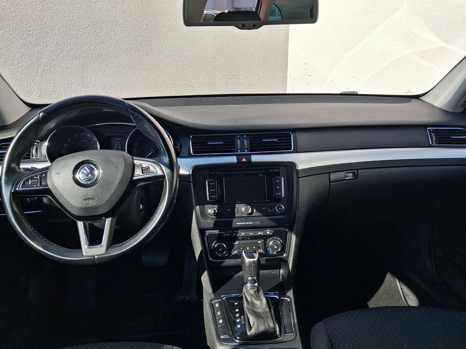 Škoda Superb II 2.0 TDi Ambiente