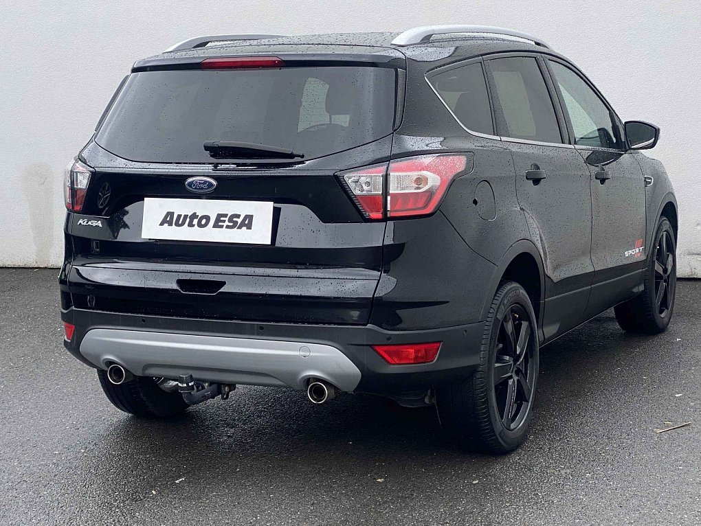 Ford Kuga 1.5 EB Titanium
