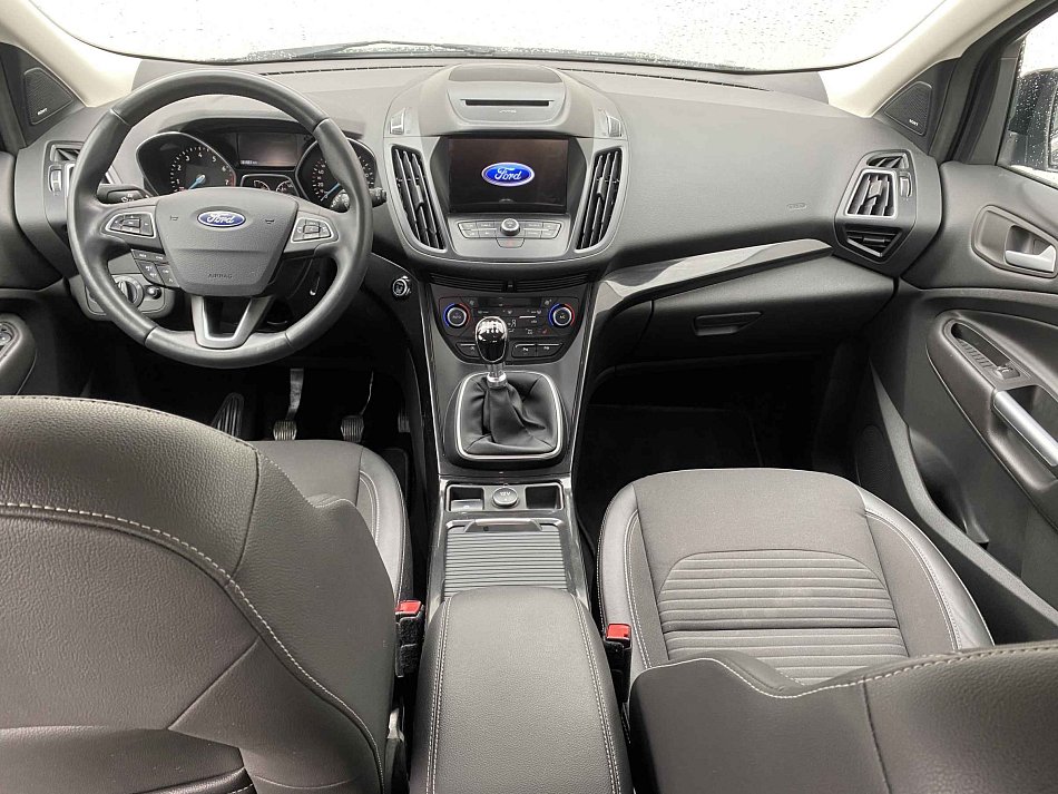 Ford Kuga 1.5 EB Titanium