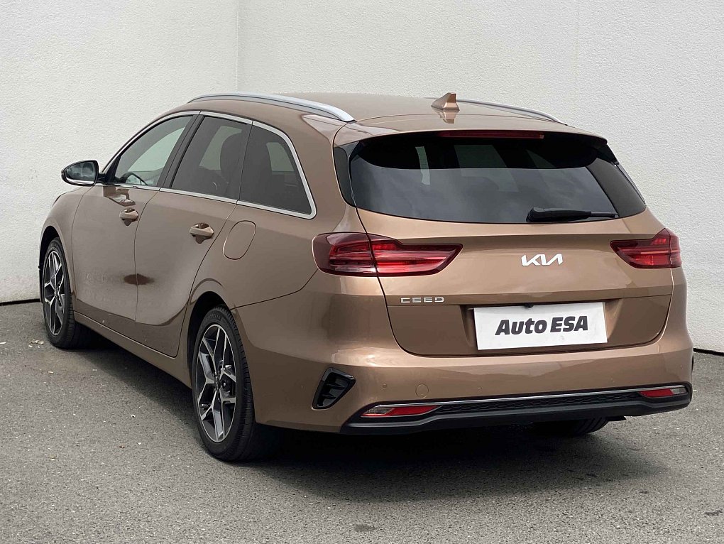 Kia Ceed 1.5 T-GDi TOP SW