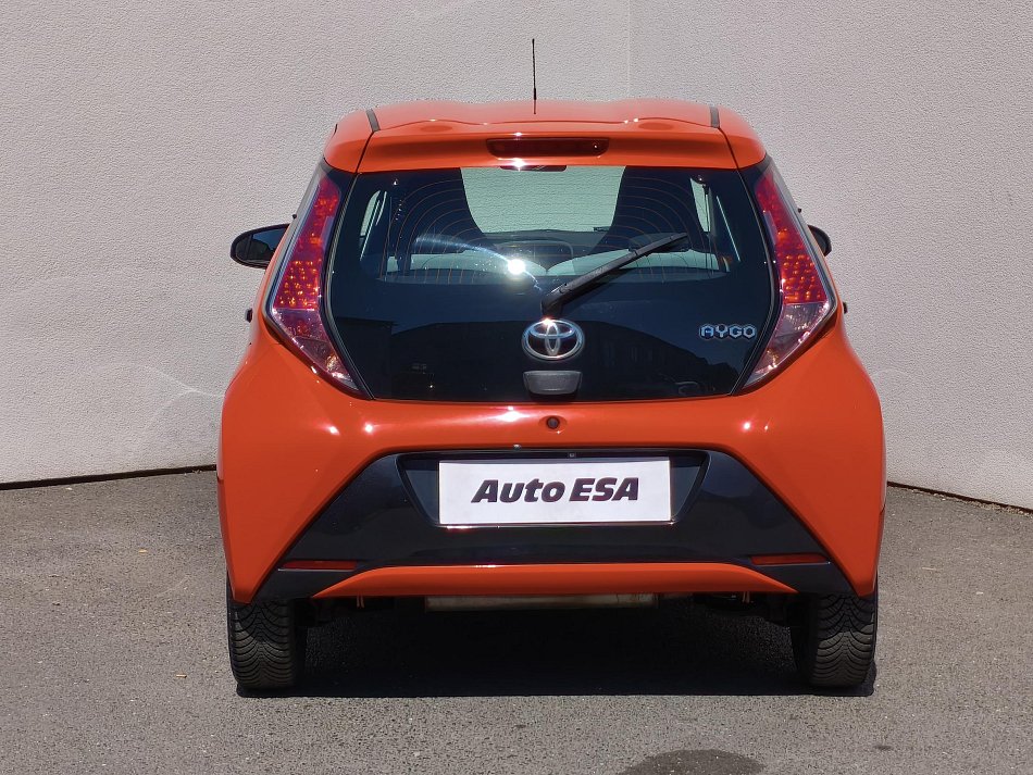 Toyota Aygo 1.0i X-play