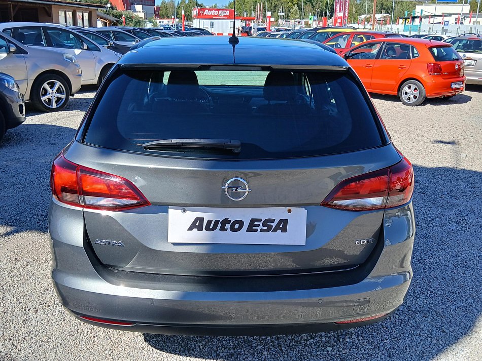 Opel Astra 1.6CDTi 