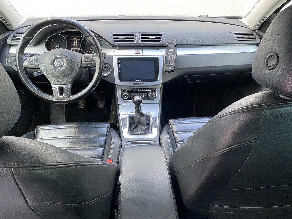 Volkswagen Passat 2.0 TDi Highline