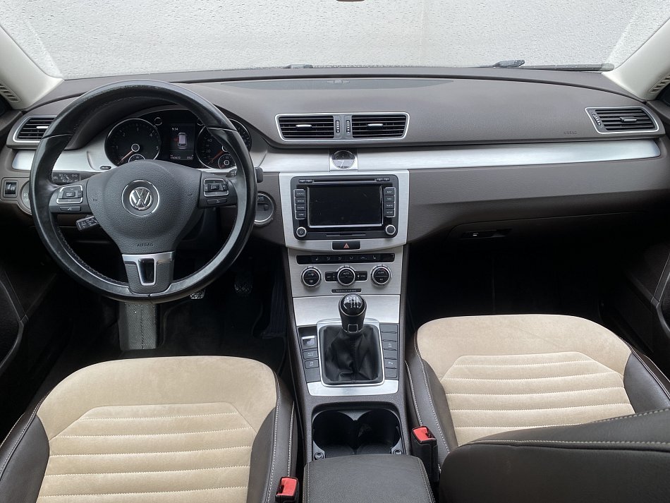 Volkswagen Passat 2.0 TDi Highline