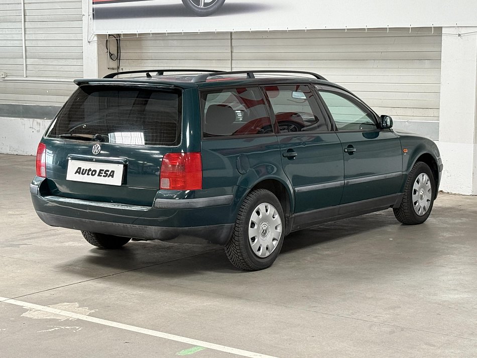 Volkswagen Passat 1.9TDi 