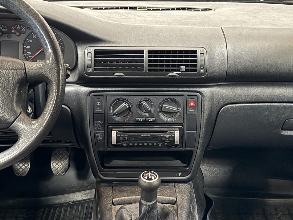 Volkswagen Passat 1.9TDi 