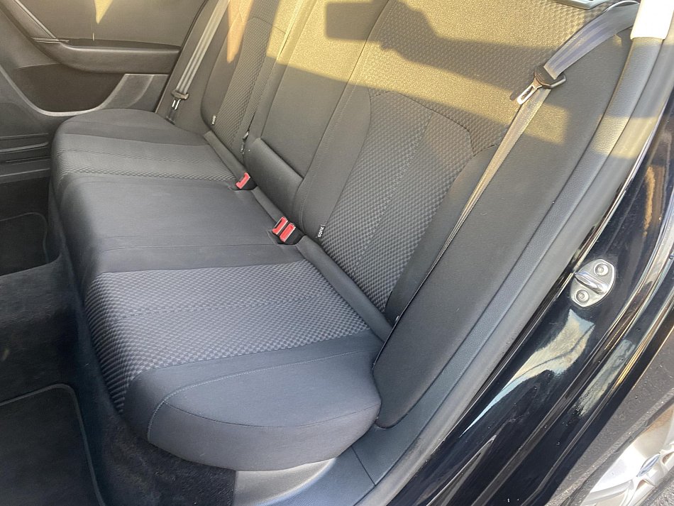 Volkswagen Passat 1.4TSI Trendline