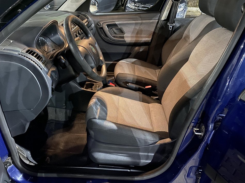 Škoda Roomster 1.4 16V Ambition