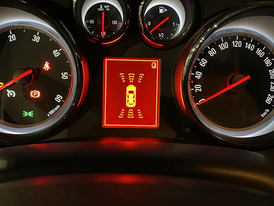 Opel Zafira 2.0 CDTi 