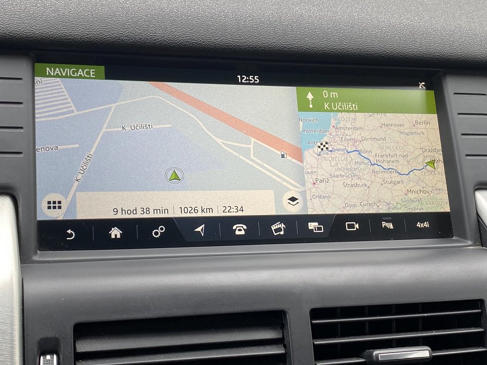 Land Rover Discovery Sport 2.0TD4  AWD HSE