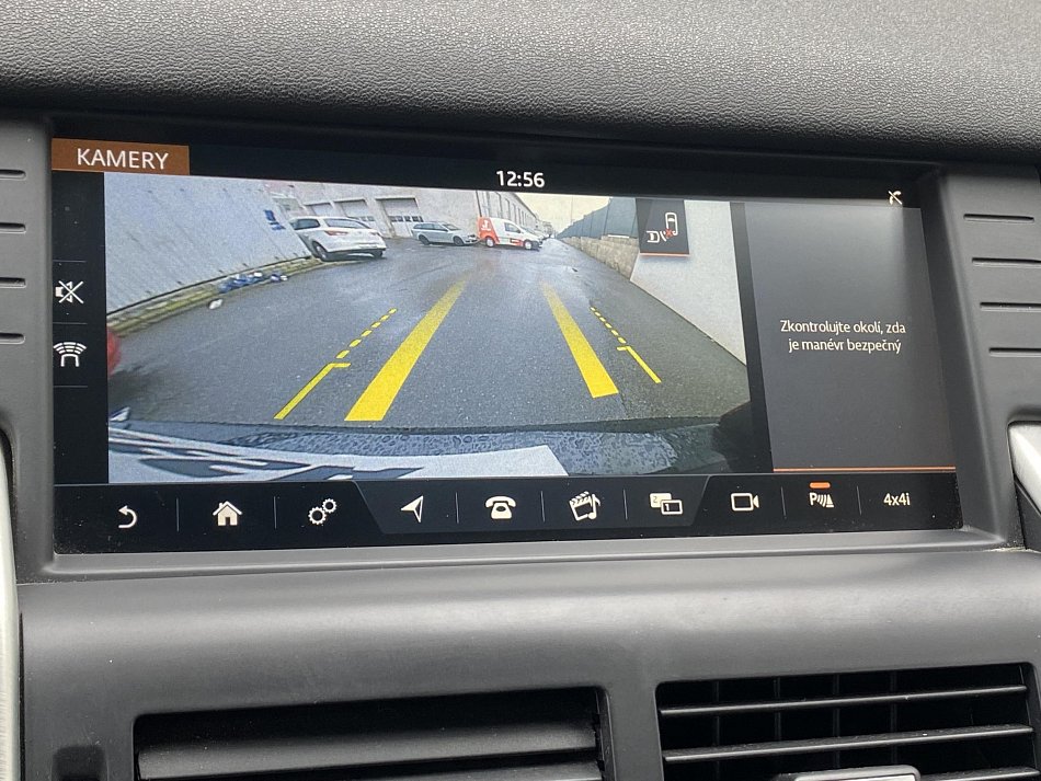 Land Rover Discovery Sport 2.0TD4  AWD HSE