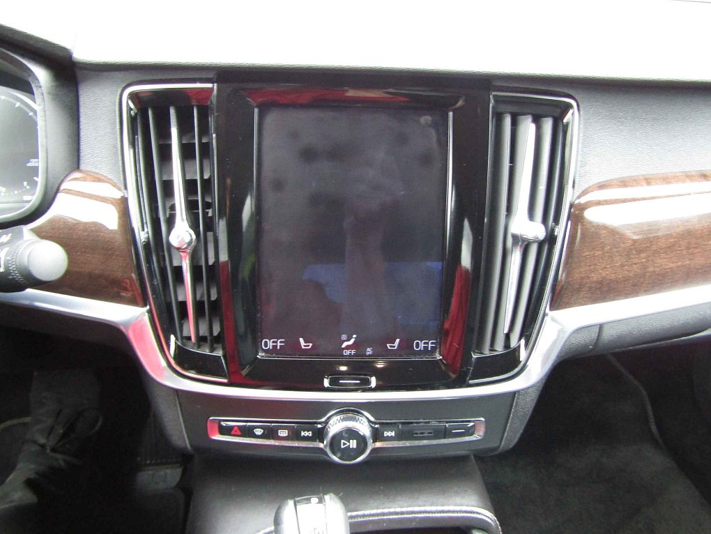 Volvo S90 2.0 T5 