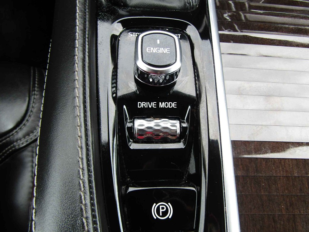 Volvo S90 2.0 T5 
