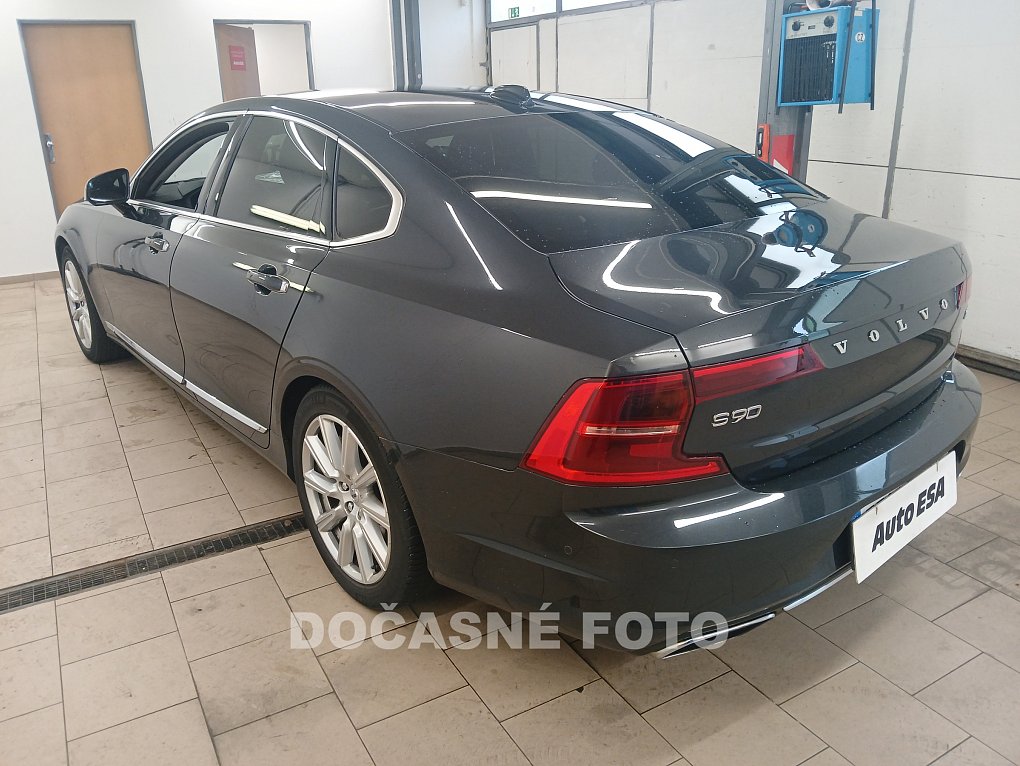 Volvo S90 2.0 T5 