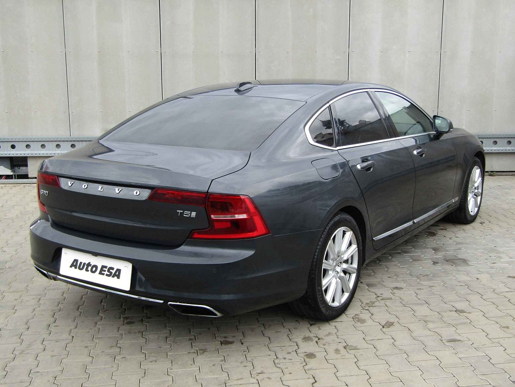 Volvo S90 2.0 T5 